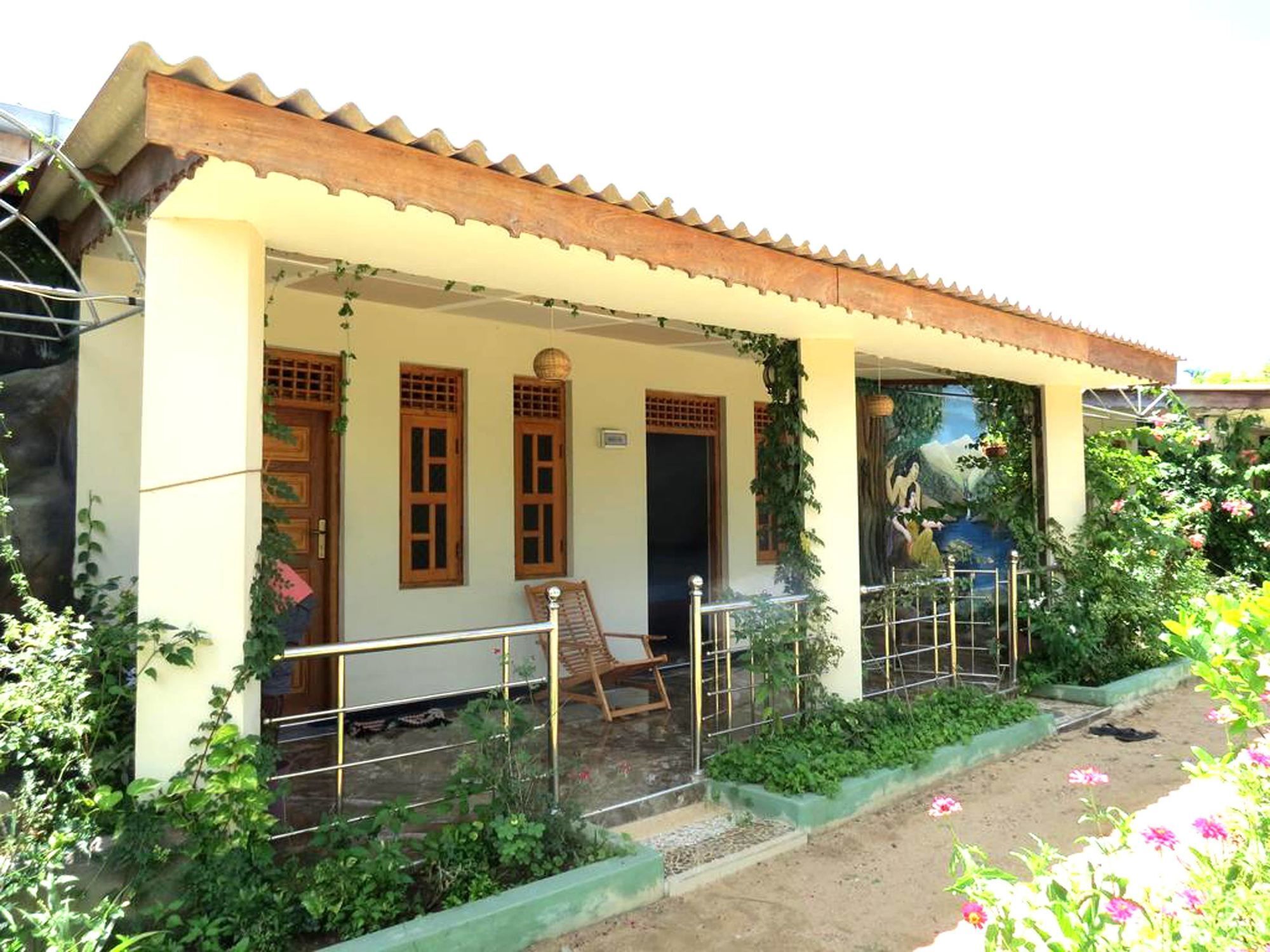 Layathraa Hotel And Restaurant Kandy Bagian luar foto